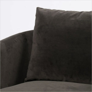 accent chair with pillow