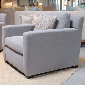 accent chair with arms